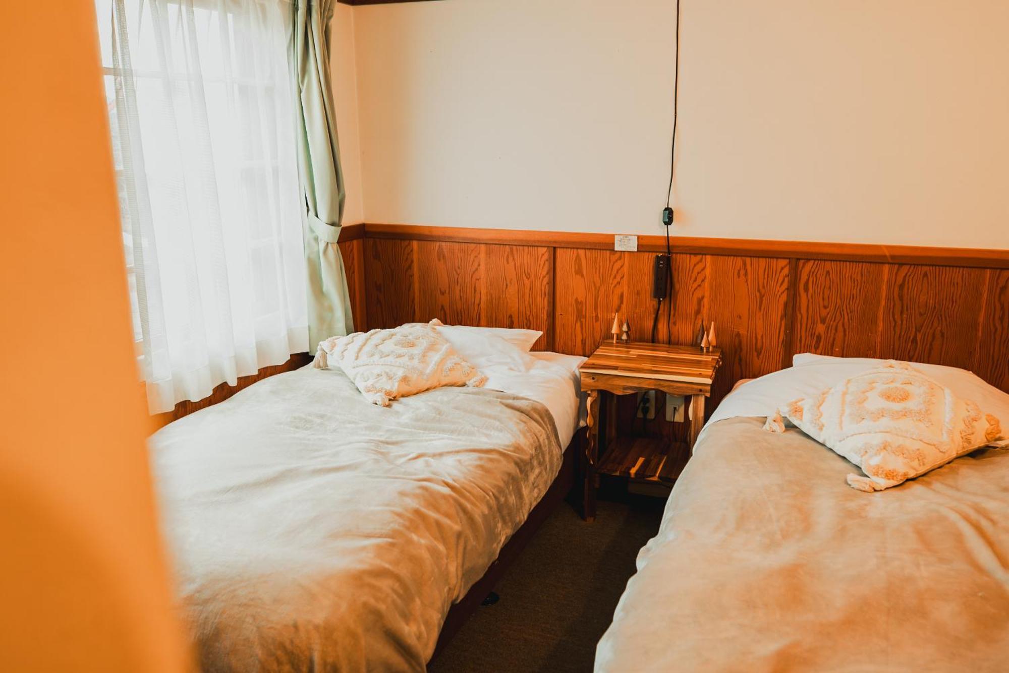 Hakuba Pension & Log Hotel Meteor Eksteriør bilde